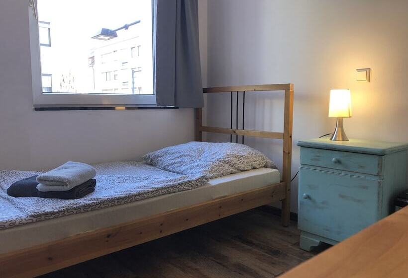 اتاق استاندارد یک نفره, Mitte24