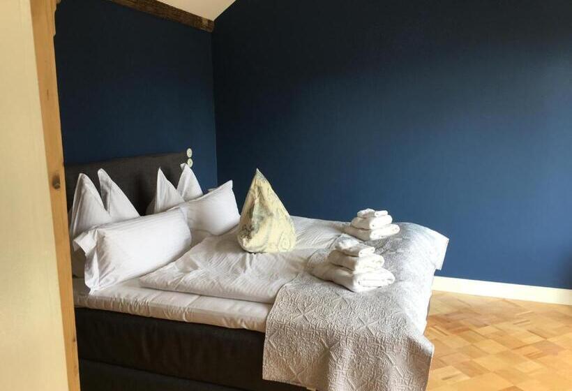 آپارتمان 2 خوابه, Alte Schreinerei Boutique