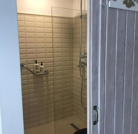 اتاق استاندارد یک نفره, Alte Schreinerei Boutique