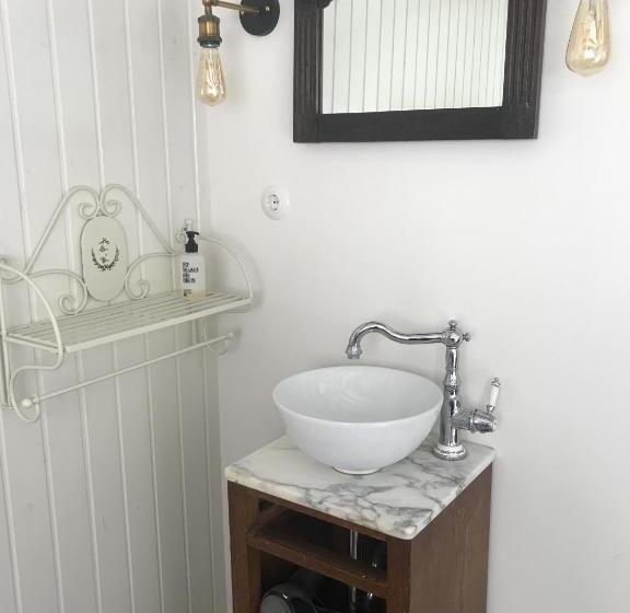 اتاق استاندارد یک نفره, Alte Schreinerei Boutique