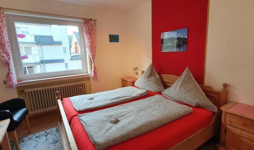 اتاق استاندارد, Pension Regina/gräfenhaus