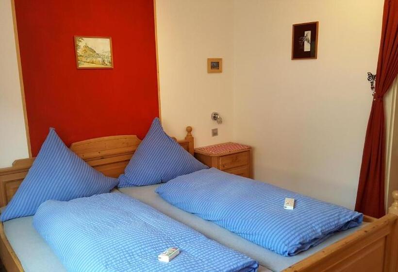 اتاق استاندارد, Pension Regina/gräfenhaus