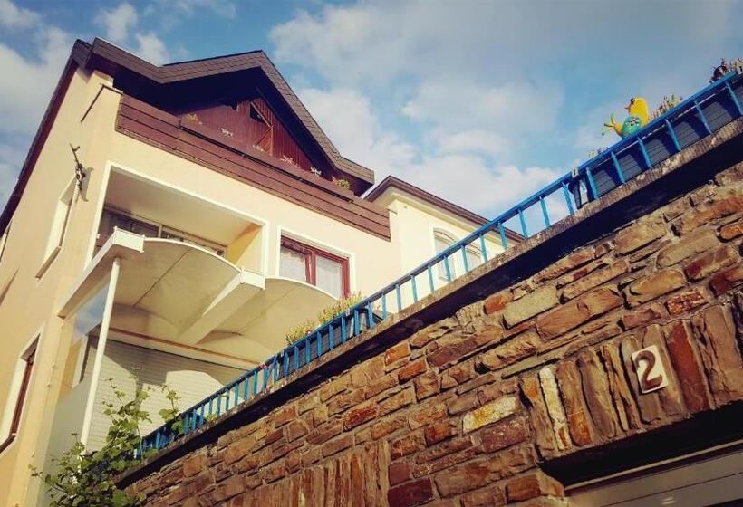 سوییت جونیور با بالکن, Pension Regina/gräfenhaus
