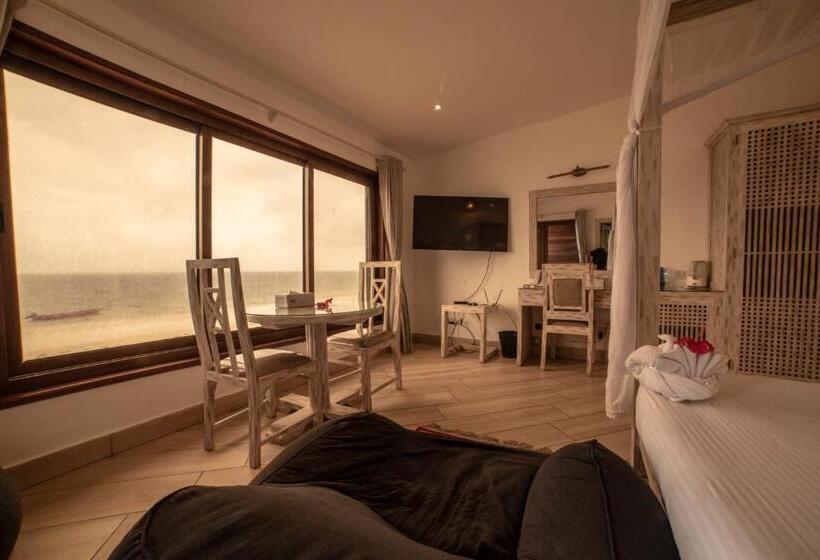اتاق لوکس با بالکن و چشم‌انداز دریا, Jumeirah Beachfront
