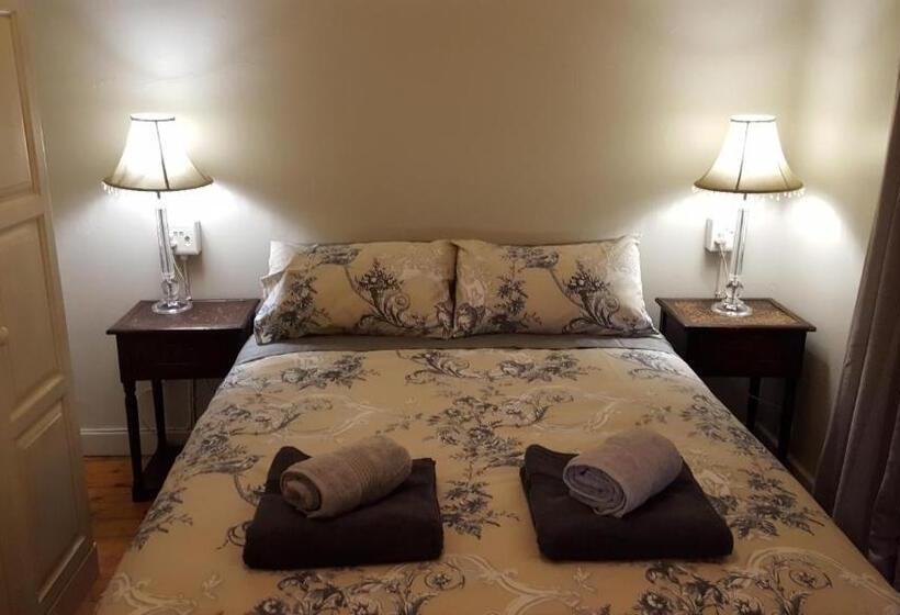 اتاق استاندارد, Pretoria Inn