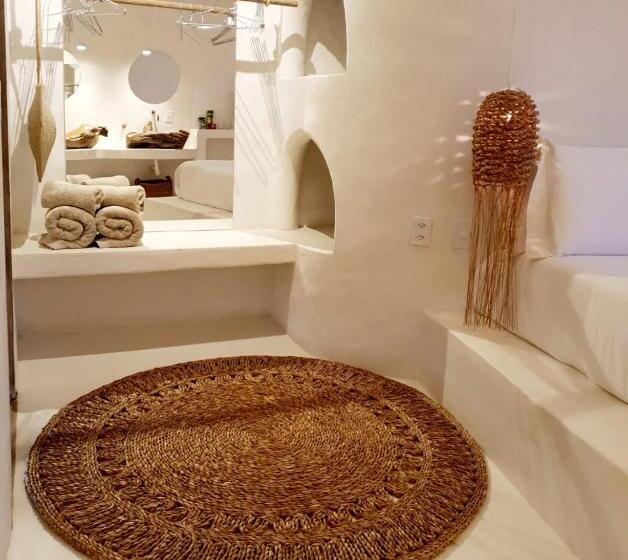 سوئیت با وان آب گرم, Villa Fulo