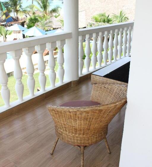 اتاق خانوادگی با چشم‌انداز دریا, Villa Dahl Beach Resort