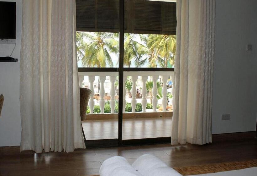 اتاق خانوادگی با چشم‌انداز دریا, Villa Dahl Beach Resort