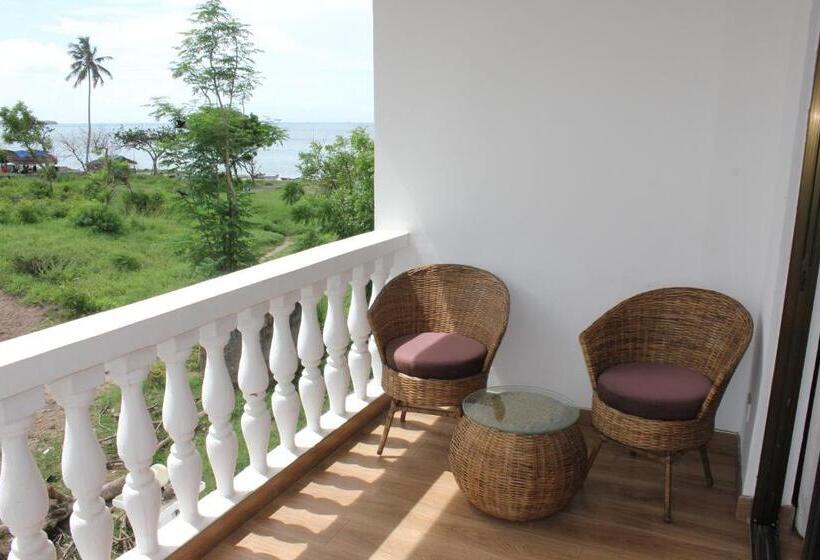 اتاق خانوادگی با چشم‌انداز جانبی دریا, Villa Dahl Beach Resort