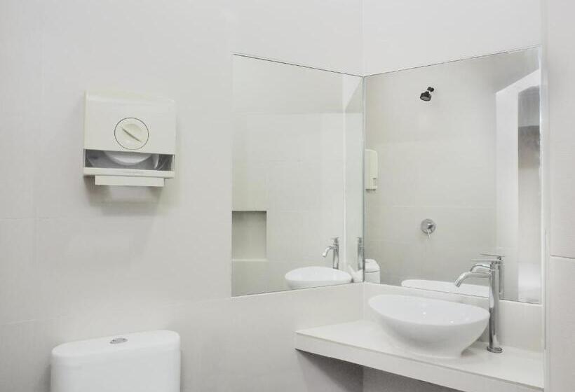 سوییت لوکس, Sun Inns Hotel Subang