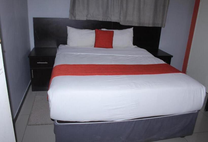 Standard Szoba, Global Guest House