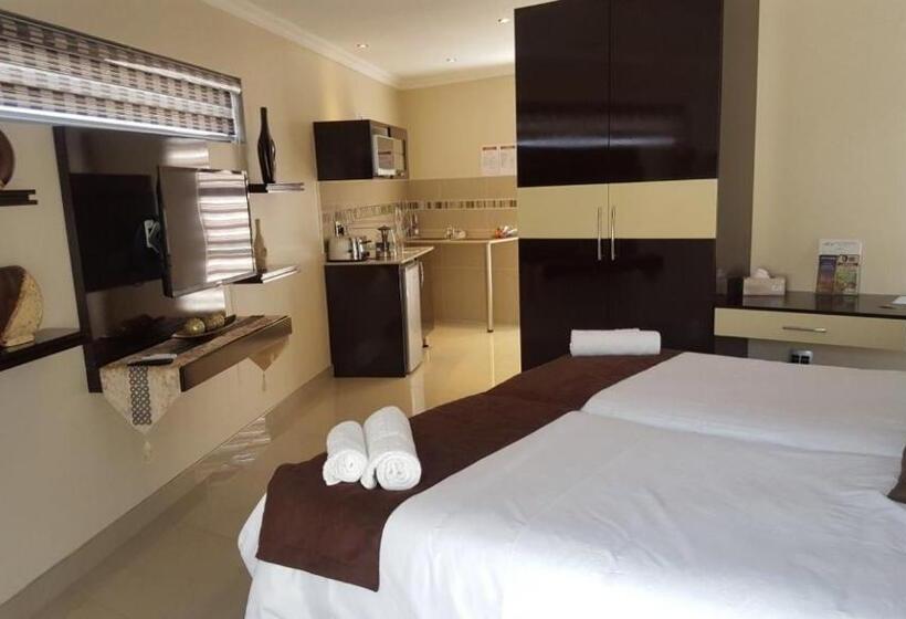 سوئیت با تخت بزرگ, Villa Mikamora