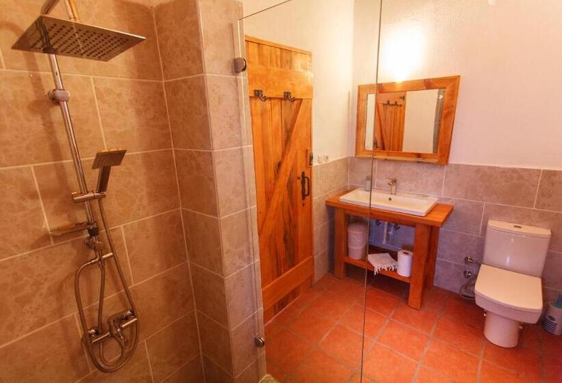 اتاق لوکس, Ionia Guest House
