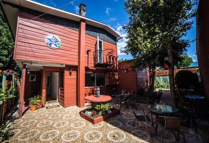 استودیوی استاندارد, Hostel Chaman
