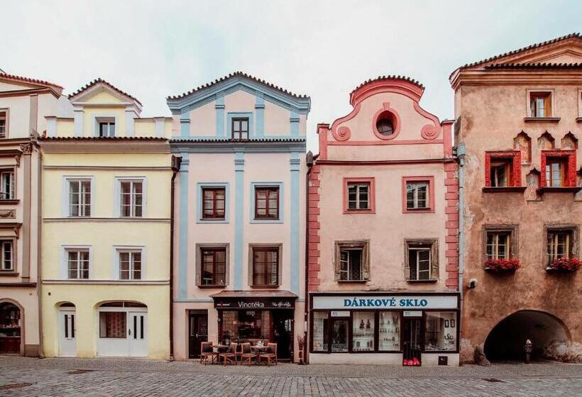 اتاق استاندارد, Penzion Víno Hruška Pardubice