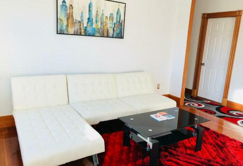 Suite 2 Chambres, Boston Lodge And Suites