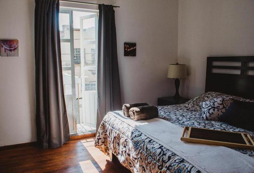 اتاق استاندارد با سرویس بهداشتی مشترک, Casa Mariel