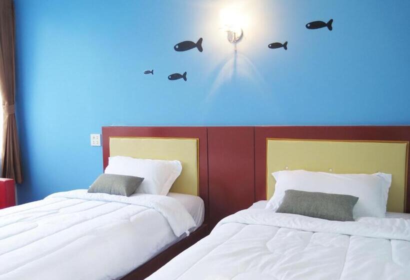 اتاق لوکس, Your Place Inn Surin