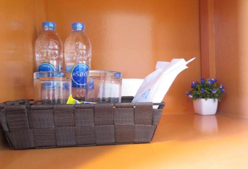اتاق لوکس, Your Place Inn Surin