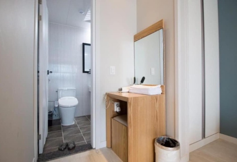 اتاق استاندارد با چشم‌انداز دریا, Lium Spa Hostel