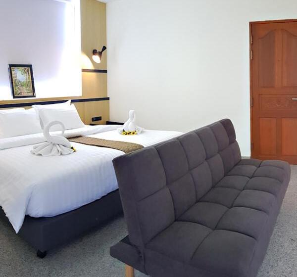 اتاق لوکس, The Route Sriracha Hotel And Residence