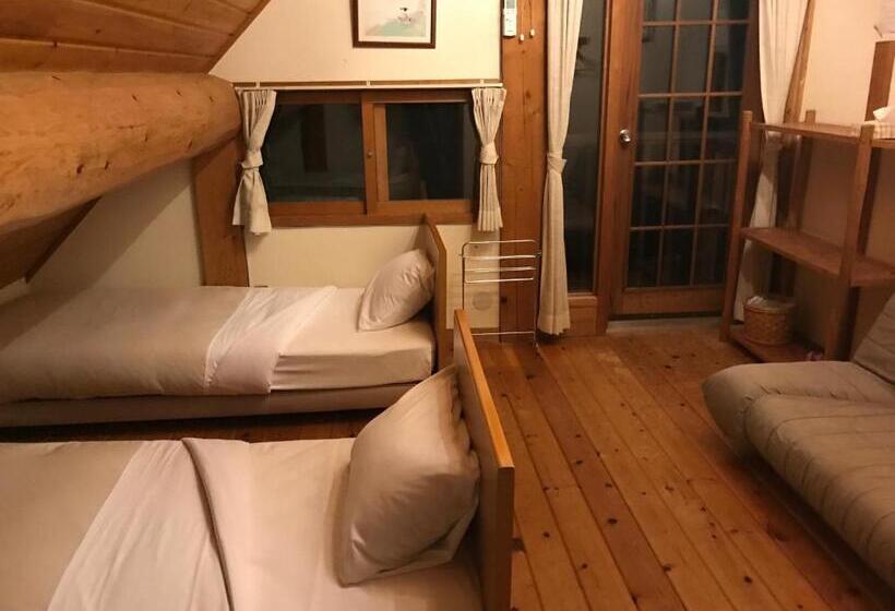 اتاق استاندارد سه نفره, Canadian Loghouse Inn Azuminoyujin