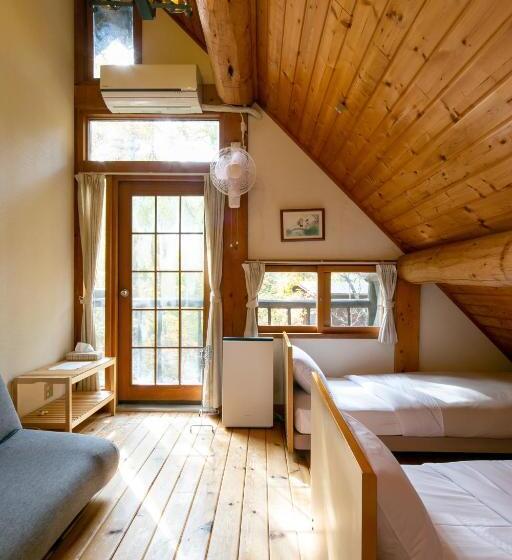 اتاق استاندارد سه نفره, Canadian Loghouse Inn Azuminoyujin