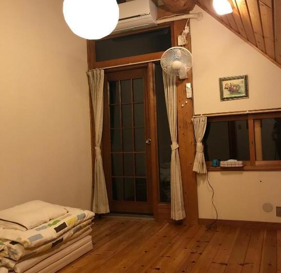 اتاق خانوادگی, Canadian Loghouse Inn Azuminoyujin