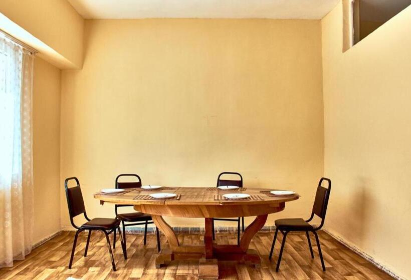 اتاق استاندارد, Gorihouse