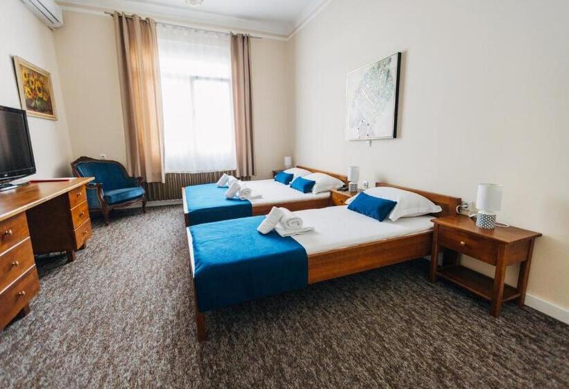 اتاق راحتی سه تخته, Laguna Green Guest House