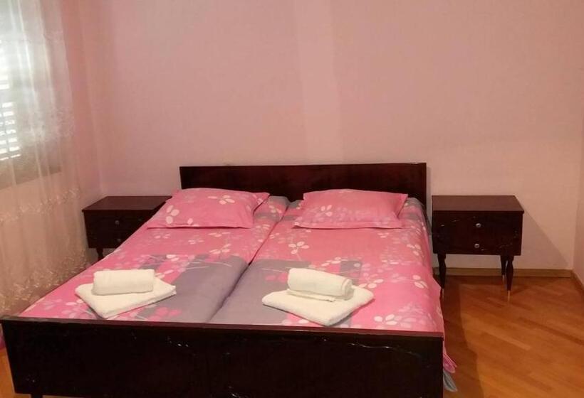 اتاق استاندارد با سرویس بهداشتی مشترک, Guesthouse Fatima