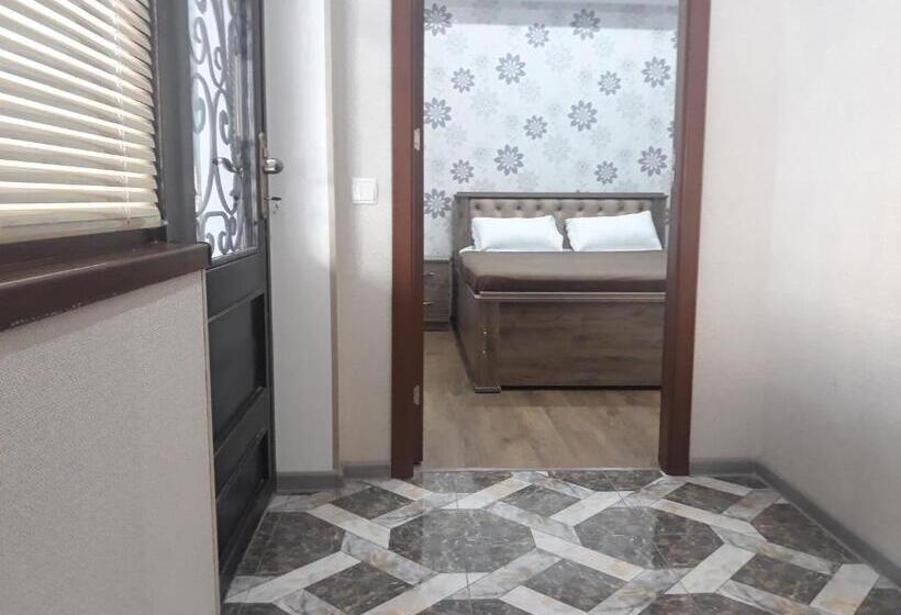 اتاق لوکس سه تخته, Guesthouse Fatima