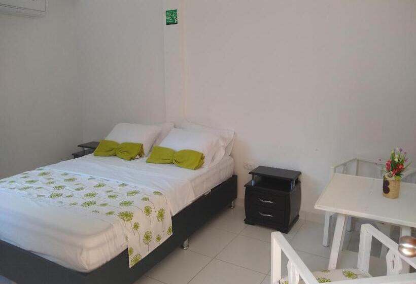 اتاق لوکس, Hostal Palohe Taganga