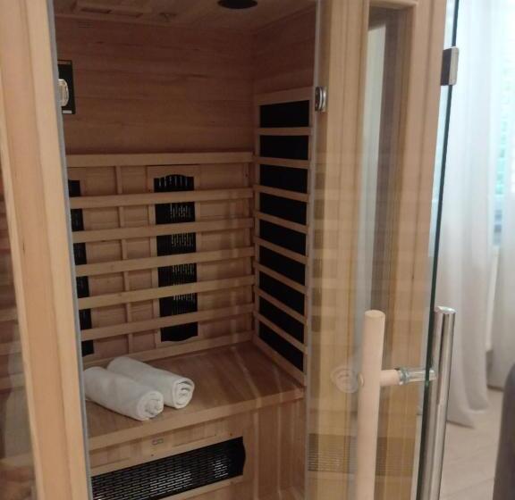 بنگله خانوادگی, Penzion Solid Spa