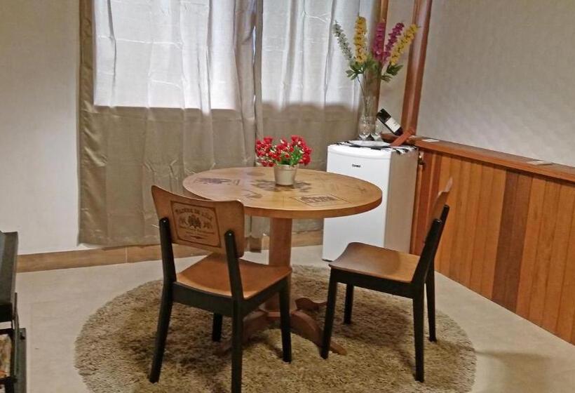 سوییت لوکس, Pousada Sol Nascente