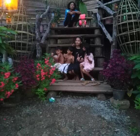 اتاق استاندارد, Tree Lodge Banlung