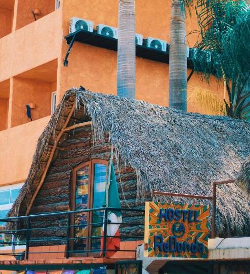 اتاق استاندارد با بالکن, La Redonda Sayulita Hostal