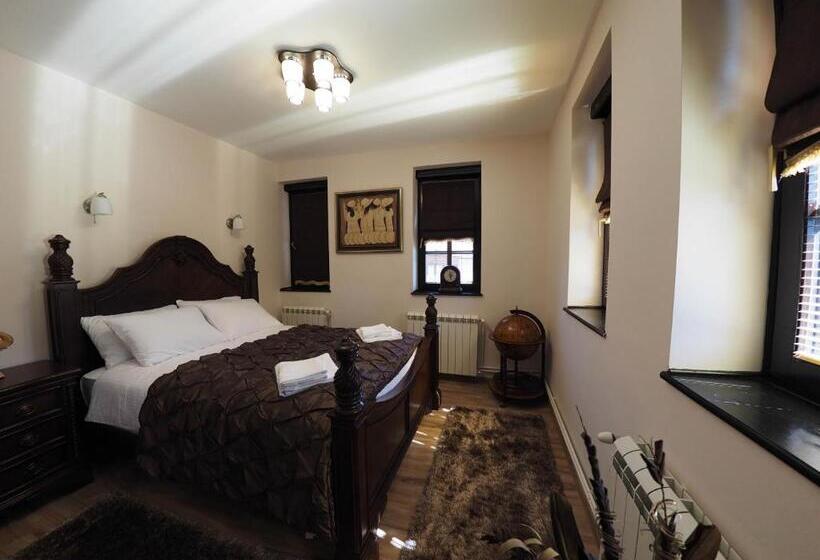 اتاق لوکس با چشم‌انداز شهر, Guest House Don Lux