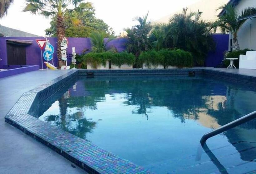 اتاق لوکس, Sandcastle Beach Apartments