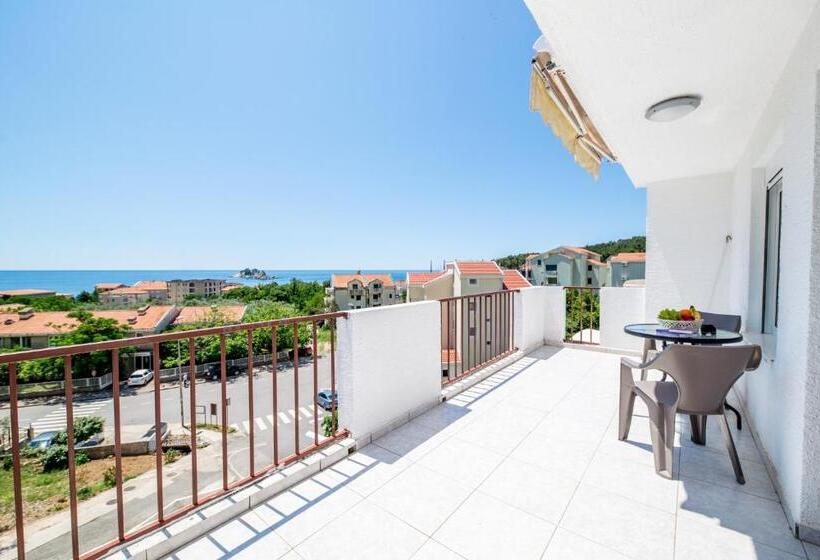 استودیوی استاندارد با چشم‌انداز دریا, Apartments Vjera Petrovac