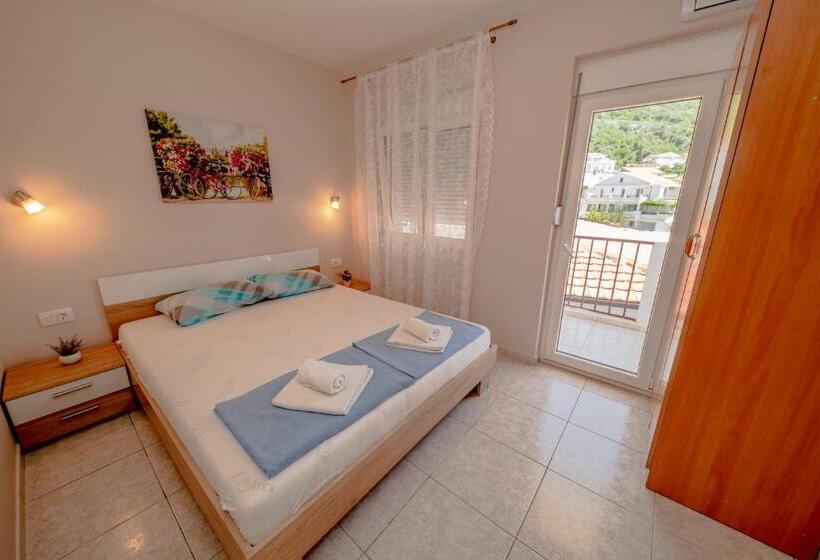 آپارتمان 1 خوابه با تراس, Apartments Vjera Petrovac