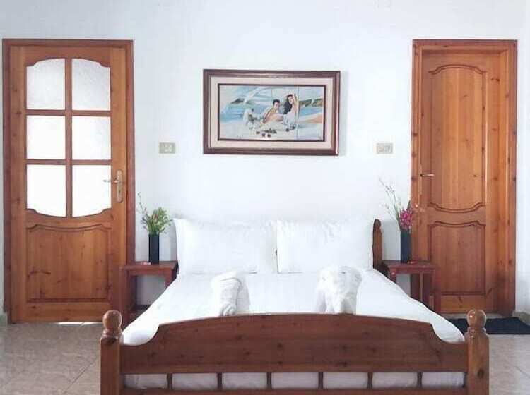 اتاق استاندارد, Sunset Guest House