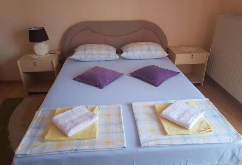 اتاق استاندارد با بالکن, Guesthouse Ines