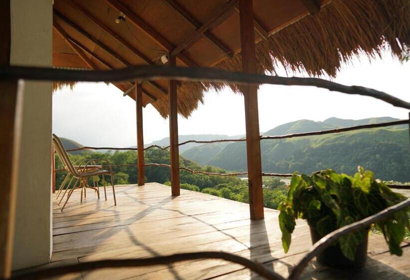 اتاق لوکس, Morinda Villa And Resto