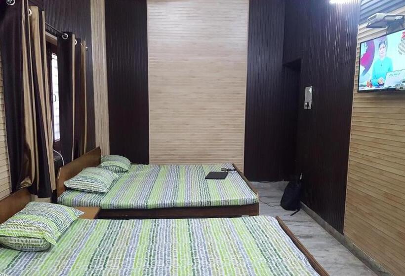 Economy Quadruple Room, Gokul Guest House