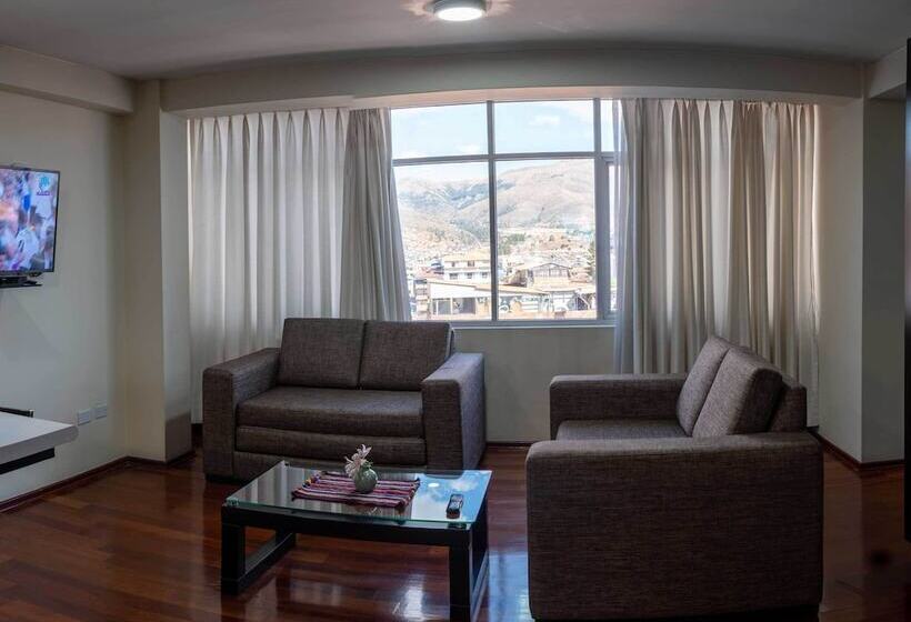 آپارتمان 1 خوابه, Group House Apart