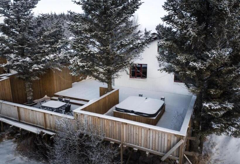آپارتمان لوکس 1 خوابه, Hellatún Guest House!