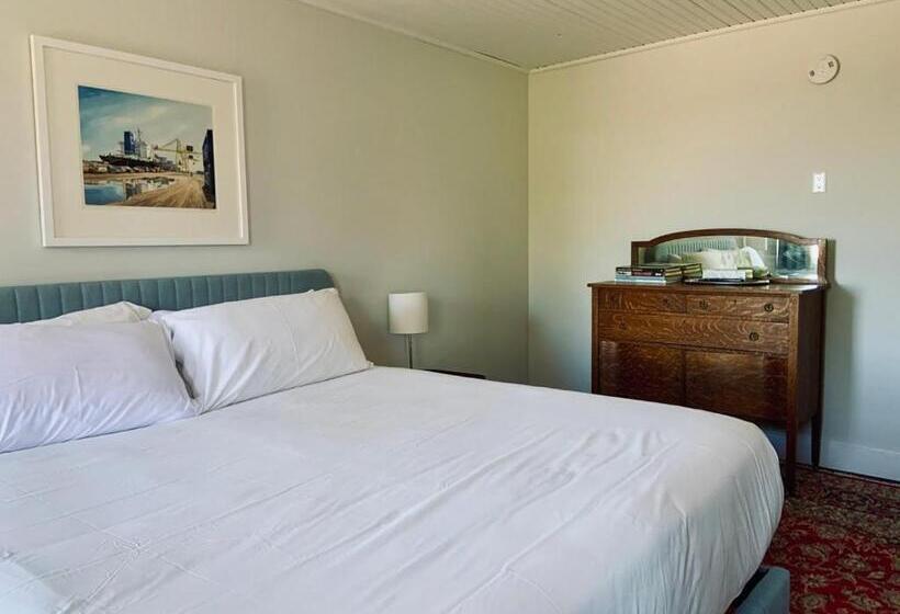 اتاق لوکس با تخت بزرگ, South Landing Inn