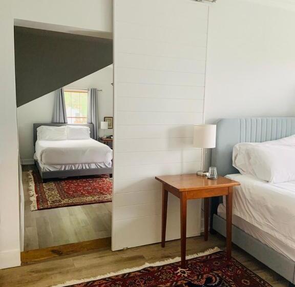 سوئیت 2 خوابه, South Landing Inn