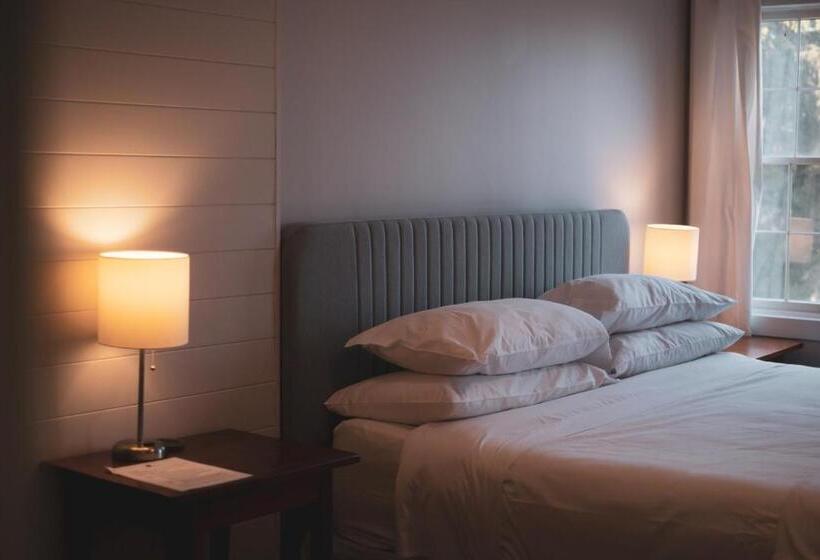 سوئیت 2 خوابه, South Landing Inn